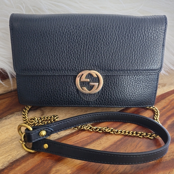 SOLD ☢️ Authentic Gucci interlocking WOC black - Picture 1 of 13